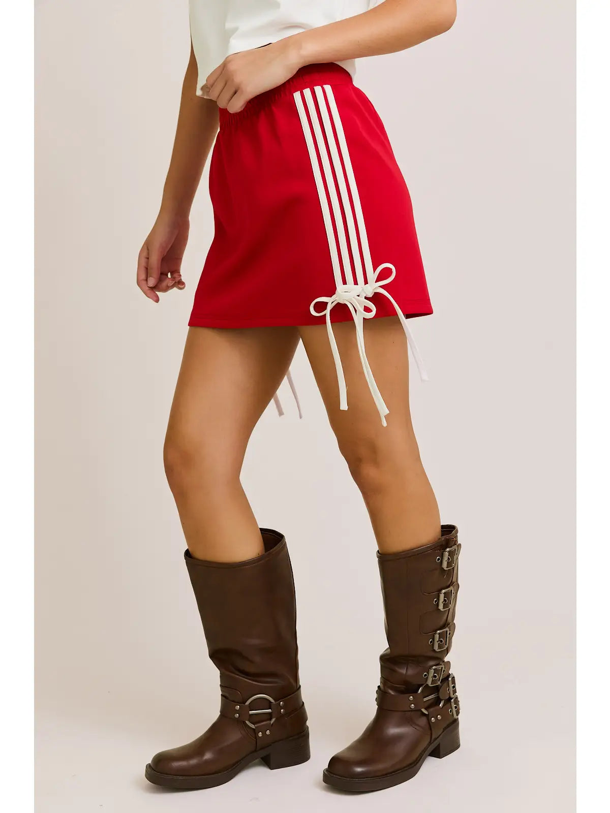 Evelyn Track Mini Skirt / Red